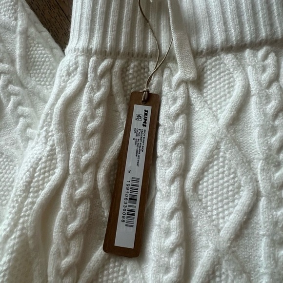 NWT SKIMS Cable Knit Pants Ivory Size Medium - Picture 8 of 9